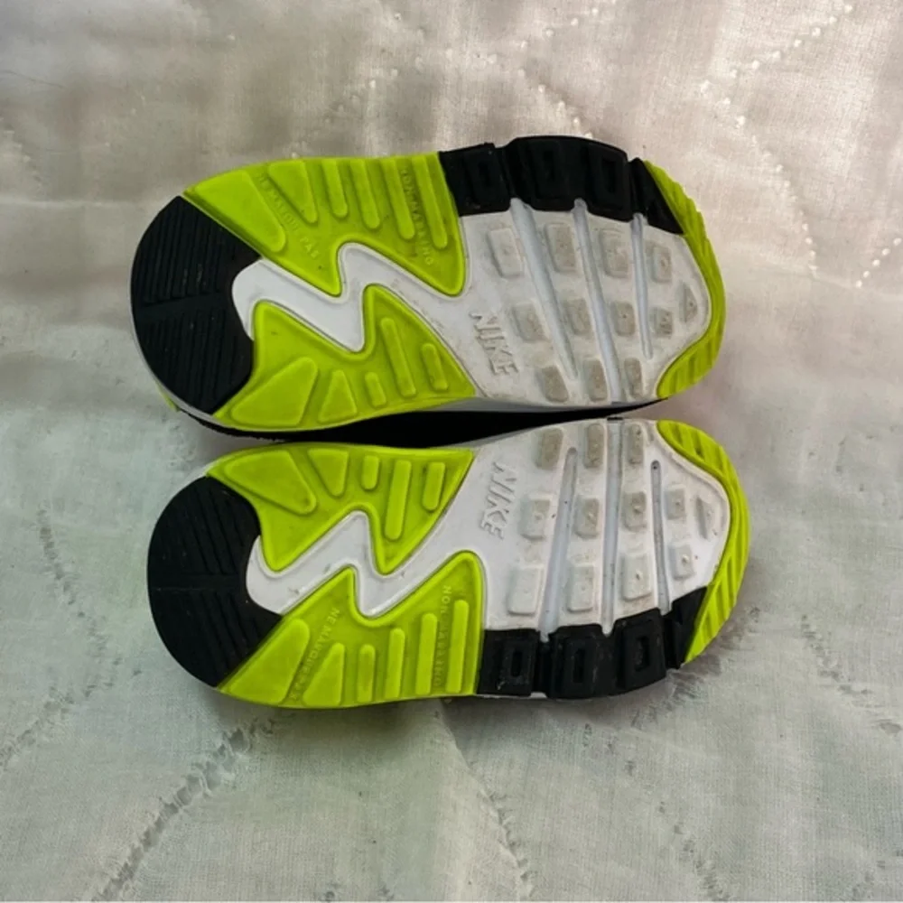 Nike Shoes‎ Childs Size 5c Lace Up Green-White Sneakers
